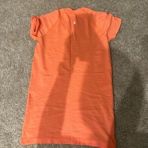 Lululemon swiftly tech—-size 6/worn once or twice